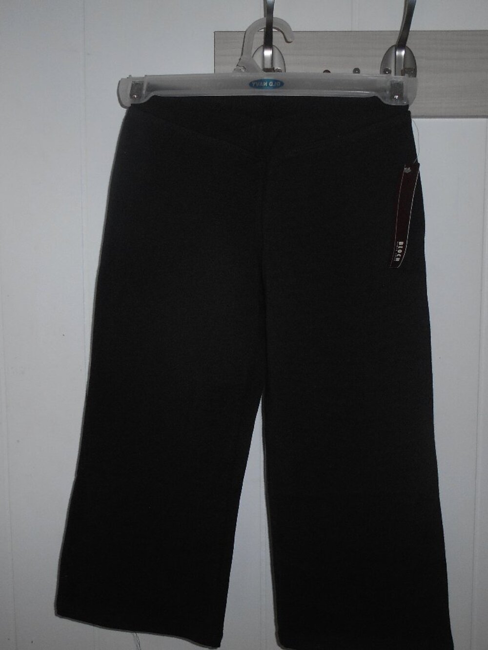 Bloch V Waist Band Capri Pants- 8/10 Child-NWT